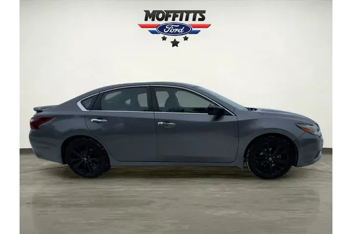 $12770 : Nissan Altima 2018 2.5 SR 4d image 6