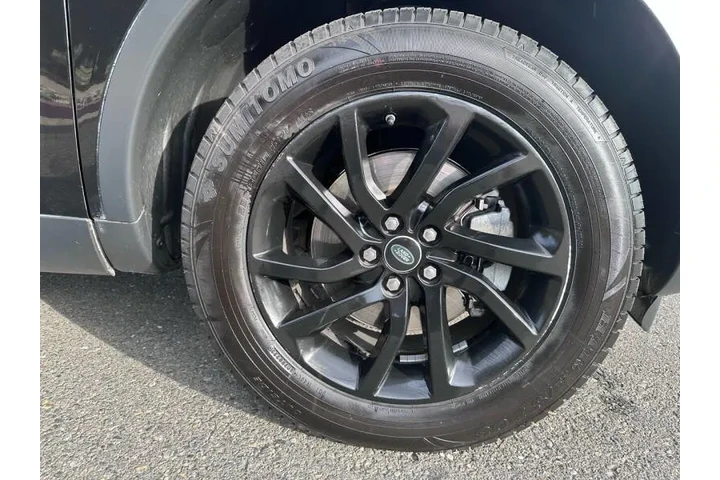 $13495 : 2016 Land Rover Discovery Spo image 7