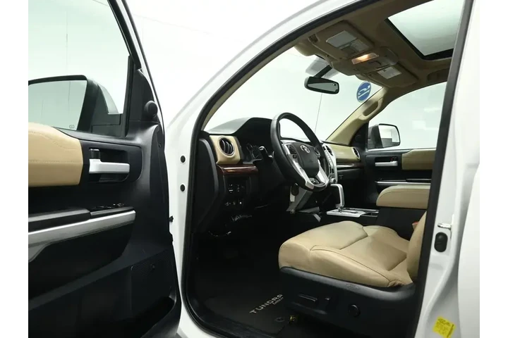 $38429 : Toyota Tundra 2015 4x4 Limit image 8