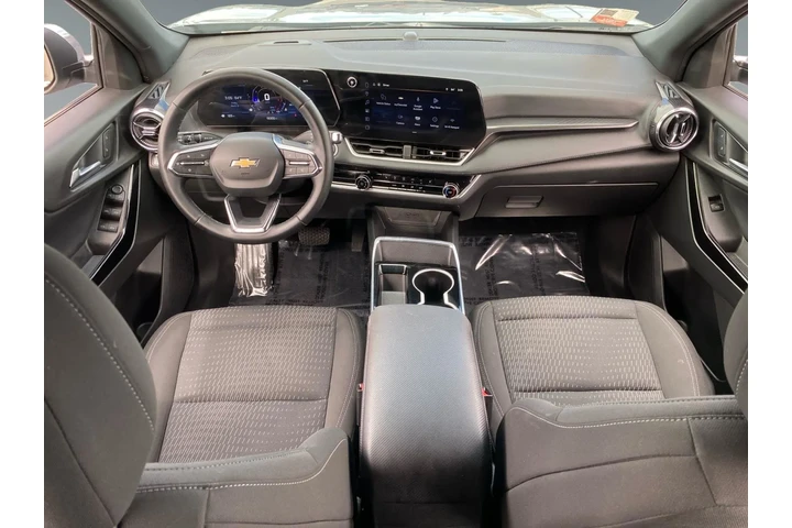 $32751 : Chevrolet Equinox 2025 LT 4d image 10