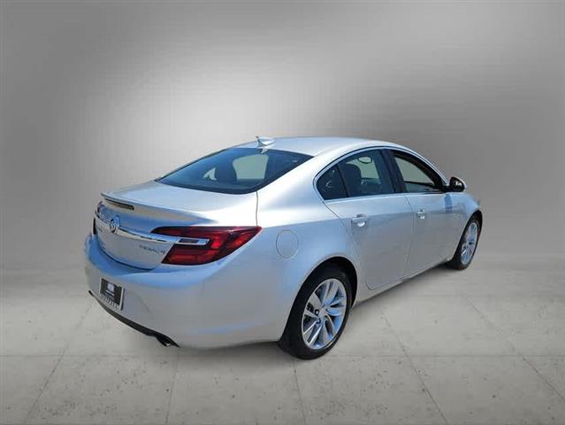 $11998 : Pre-Owned 2016 Buick Regal image 8