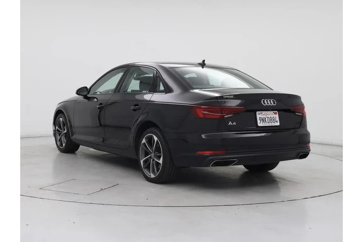 $16998 : Audi A4 2019 Titanium 40 TFS image 2