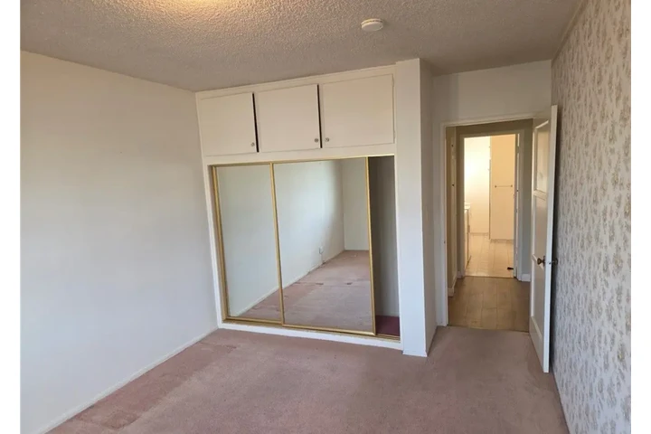 $2480 : 3 Bedroom 2Bath House in LA image 7