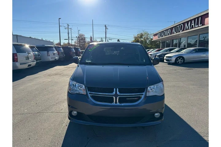 $5980 : 2017 Grand Caravan SXT Wagon image 7