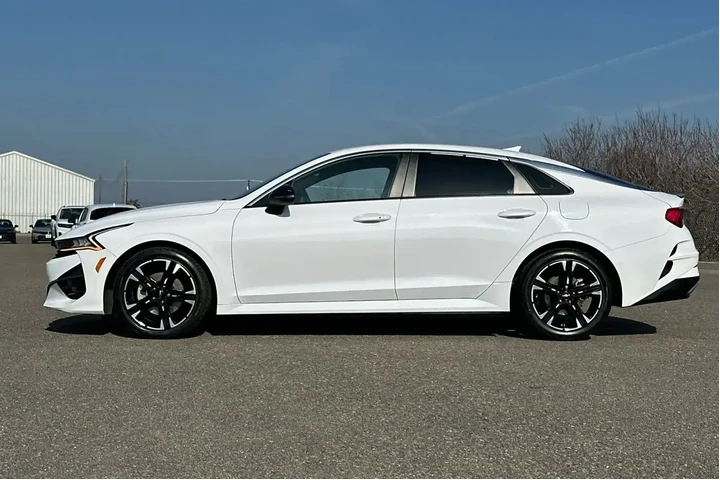 $21981 : Kia K5 2022 GT-Line 4dr Seda image 6