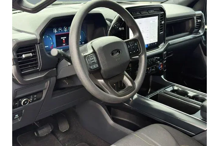 $36799 : Ford F-150 2024 4x2 STX 4dr image 4