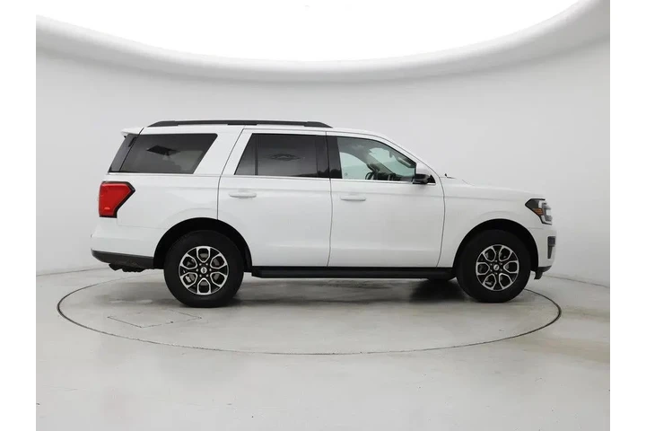 $39998 : Ford Expedition 2024 4x2 XLT image 7
