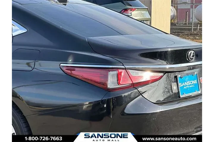 $21912 : Lexus ES 250 2021 AWD 4dr Se image 8