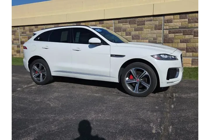 $18099 : Jaguar F-PACE 2019 AWD S 4dr image 1