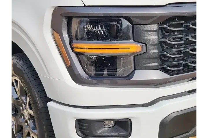 $37505 : Ford F-150 2024 4x2 STX 4dr image 9