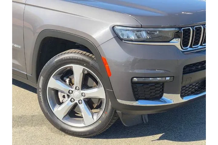 $31700 : Jeep Grand Cherokee L 2021 4 image 9