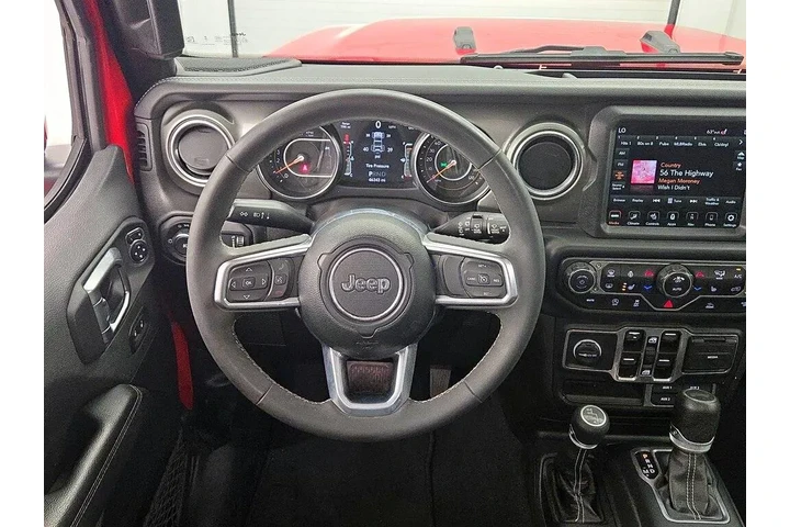 $28998 : Jeep Wrangler 2023 4x4 Sahar image 10