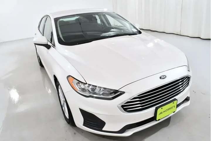 $17955 : Ford Fusion 2020 SE 4dr Seda image 4