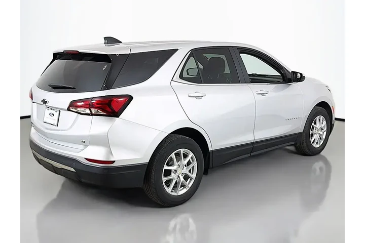 $18499 : Chevrolet Equinox 2022 LT 4d image 8