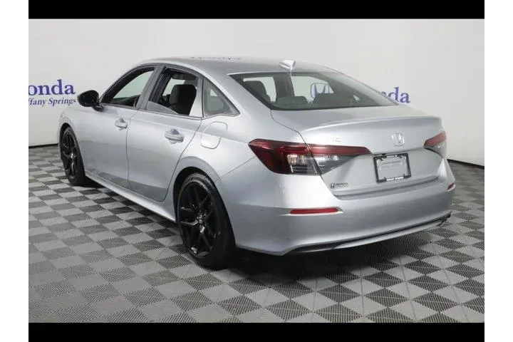 $28875 : Honda Civic 2025 Sport 4dr S image 5
