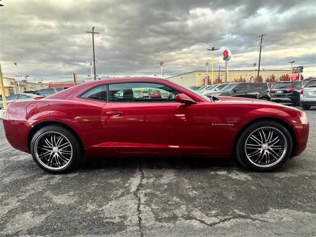 $13999 : 2013 Camaro image 4