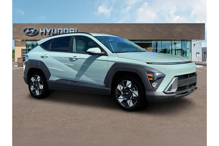 $19995 : Hyundai KONA 2024 SEL 4dr Cr image 10