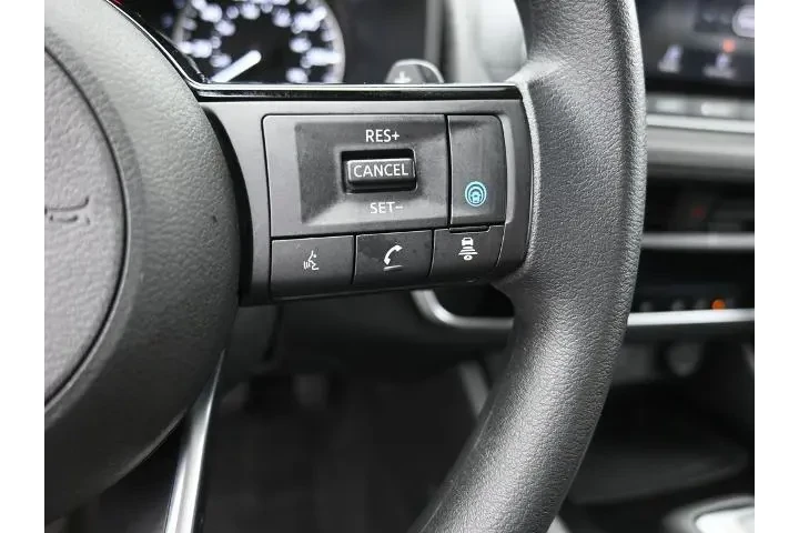 $24391 : Nissan Rogue 2023 SV 4dr Cro image 6