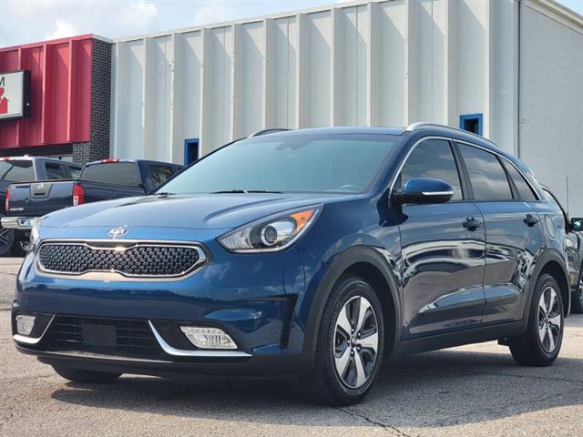 $14490 : 2017 Niro EX image 4