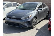 $17988 : Kia Forte 2023 LXS 4dr Sedan thumbnail