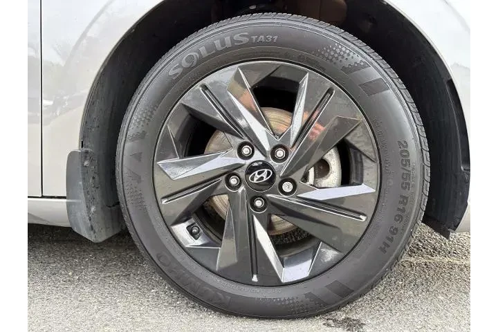 $16888 : Hyundai ELANTRA 2023 SEL 4dr image 6