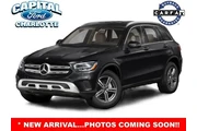 $29999 : Mercedes-Benz GLC 2022 GLC 3 thumbnail