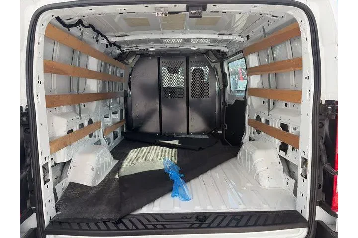 $30200 : Ford Transit 2024 250 3dr LW image 6