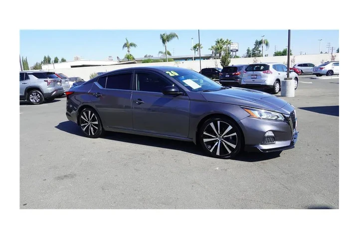 $17984 : 2020 Altima 2.5 SR image 4