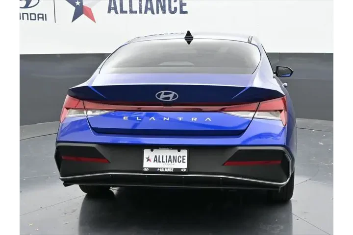 $19945 : Hyundai ELANTRA 2025 SE 4dr image 6
