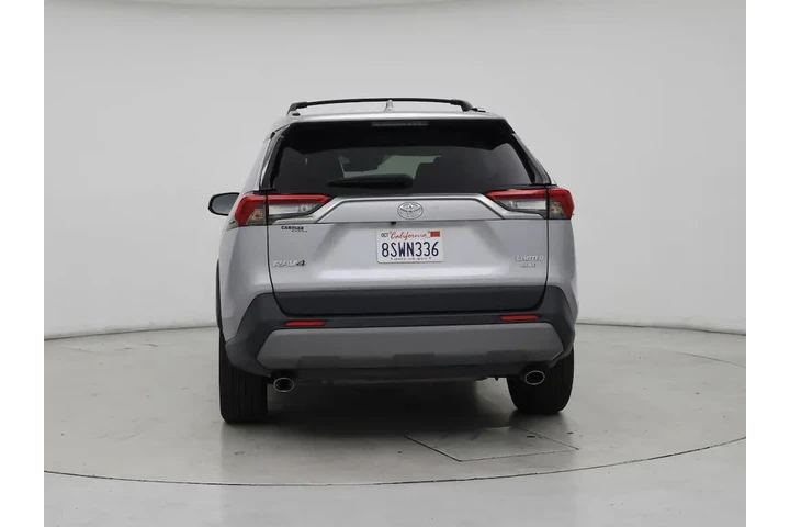 $31998 : Toyota RAV4 2020 AWD Limited image 6