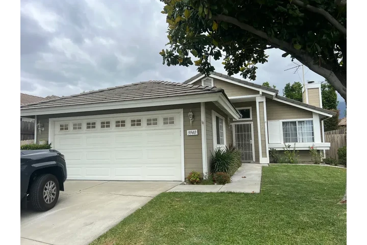 $1600 : Available En Rancho 🏡 image 1
