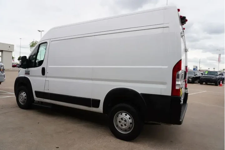 $24988 : Ram ProMaster 2019 2500 136 image 4