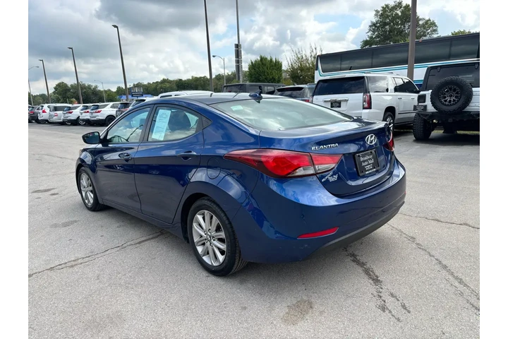 $8980 : 2016 Elantra 4dr Sdn Auto SE image 4