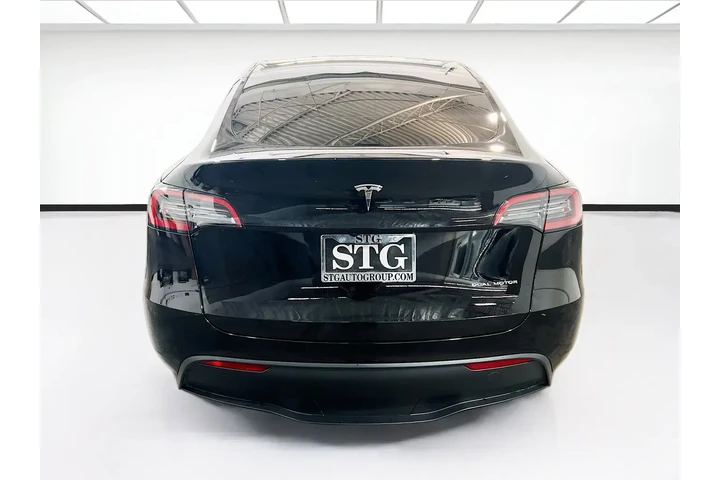 $33288 : Tesla Model Y 2024 AWD Long image 10