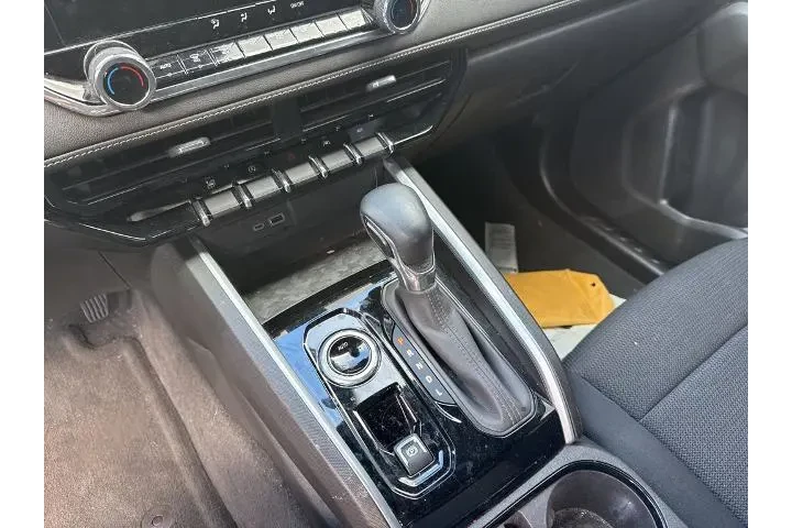 $34043 : Chevrolet Colorado 2023 4x4 image 9