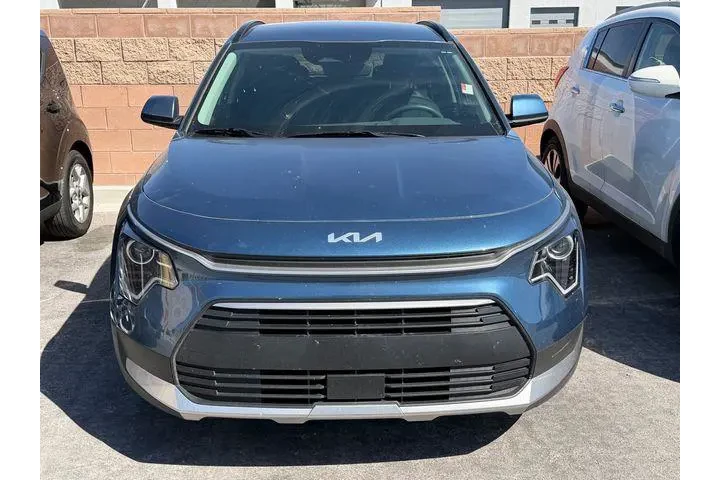 $25988 : Kia Niro Plug-In Hybrid 2024 image 6