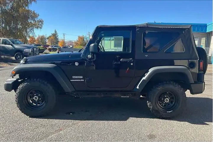 $15495 : Jeep Wrangler 2015 4x4 Sport image 3