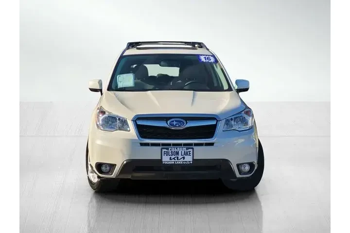 $14435 : Subaru Forester 2016 AWD 2.5 image 2
