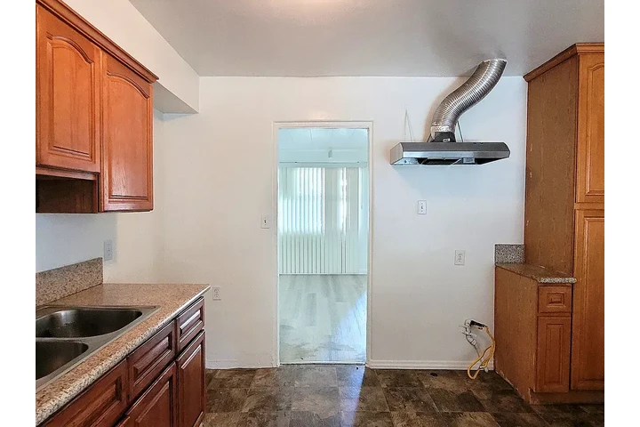 $1550 : FOR RENT NOW** Arcadia, CA** image 3