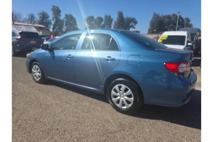$11599 : 2013 Corolla L image 6