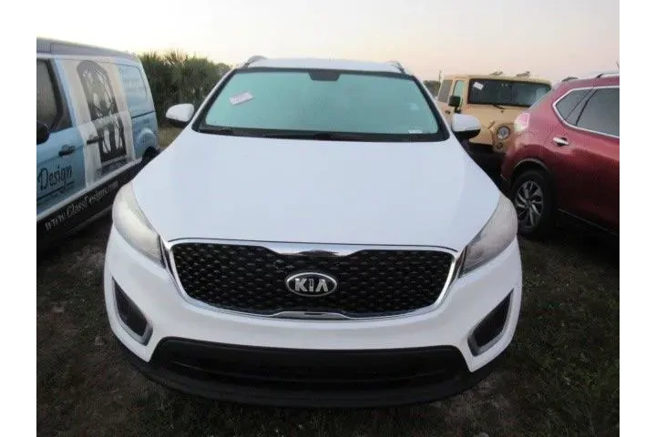 $12911 : Kia Sorento 2016 L 4dr SUV image 2