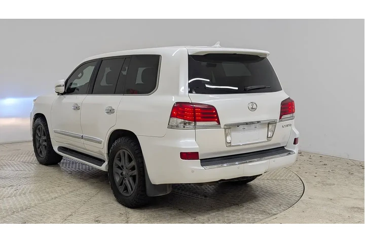 $24999 : Lexus LX 570 2013 AWD 4dr SU image 3