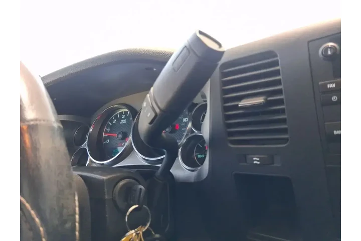 $15000 : Chevrolet Silverado 1500 201 image 9