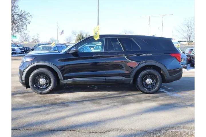 $13977 : Ford Explorer 2021 AWD Polic image 4
