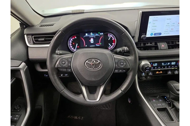 $28998 : Toyota RAV4 2023 XLE 4dr SUV image 10