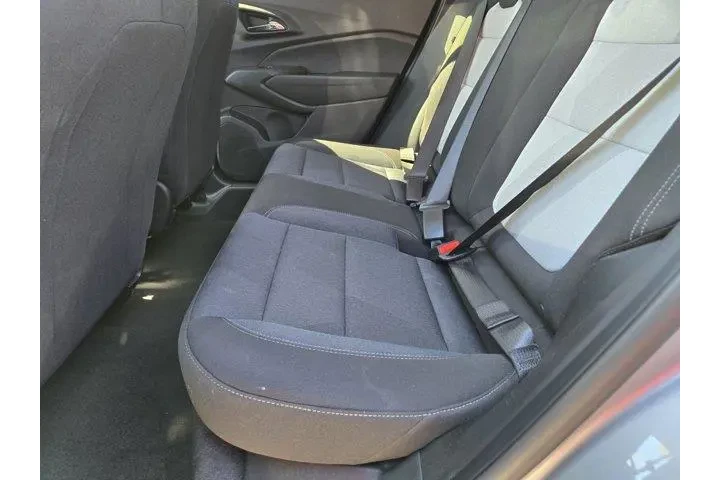 $19992 : Chevrolet Trax 2025 LS 4dr C image 4