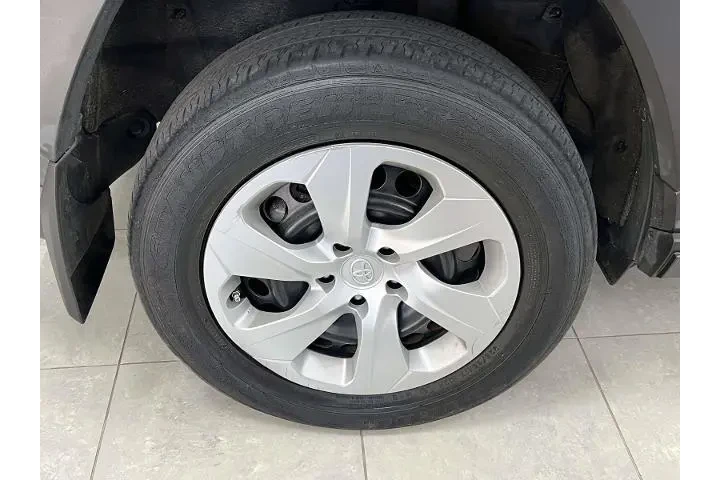 $23889 : Toyota RAV4 2020 AWD LE 4dr image 7