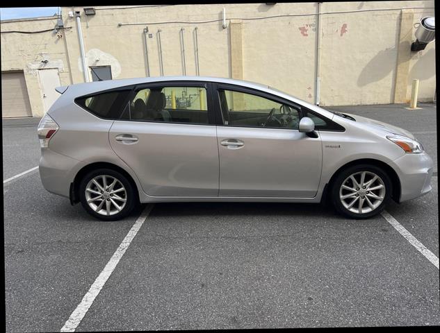 $12800 : 2012 TOYOTA PRIUS V2012 TOYOT image 5