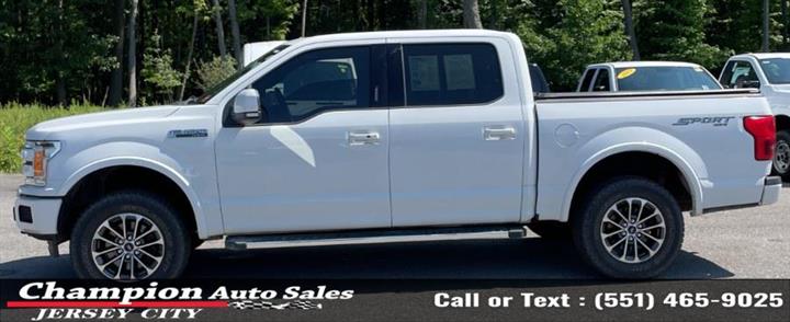 Used 2018 F-150 LARIAT 4WD Su image 2