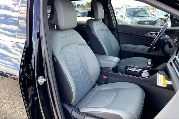 $25989 : Kia Sportage 2023 AWD X-Line image 8